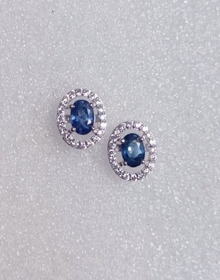 Orecchini a perno aureola ovale zaffiro blu argento sterling 925 donna gioiel... - Immagine 1 di 4