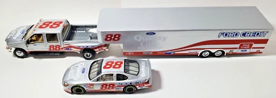 SILVER INCENTIVE BROOKFIELD 1/24 #88 DALE JARRETT FORD QUALITY CARE 3 PIECE SET  - Image 1 of 4