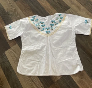 Vintage White Cotton Floral Embroidery Mexican Peasant Blouse Size XS - Picture 1 of 8