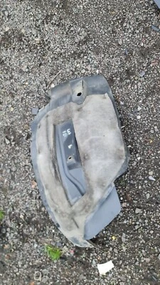Guardabarros interior arco rueda lado derecho conductor delantero peugeot 407 o/s Foto 1 de 4