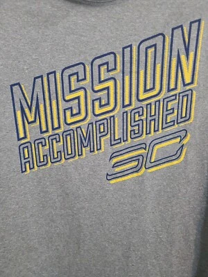 Camiseta Steph Curry Under Armour Mediana Para Hombre Gris Doble Cara Gráfico Logo NBA Foto 1 de 4