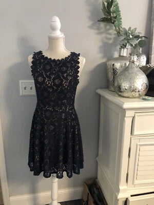 Vestido para mujer Jodi Kristopher azul marino floral encaje talla 7 juniors Foto 1 de 2