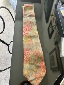 Vintage Men’s Fendi Necktie 100% Silk Made In Italy Paisley & Floral Pattern - Picture 1 of 7