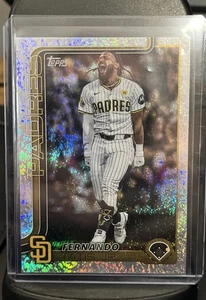 Fernando Tatis Jr. Speckle Refractor 2025 Topps Chrome Card 159 San Diego Padres - Bild 1 von 1