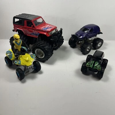 Freedom Fighter Tanka Maisto 1999 lote de sepulturadora todoterreno retroceso y liberación Foto 1 de 4