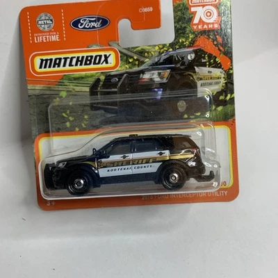 🏁 Tarjeta corta Matchbox Sheriff 2016 Ford Interceptor utilitario 70 aniversario 🏁 Foto 1 de 4