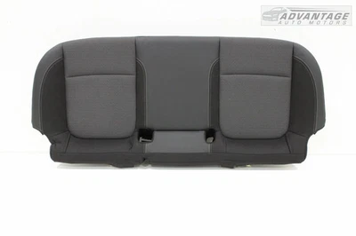 Cojín inferior asiento trasero Buick Encore GX 2022-2024 VINILO Y TELA NEGRO OEM Foto 1 de 4