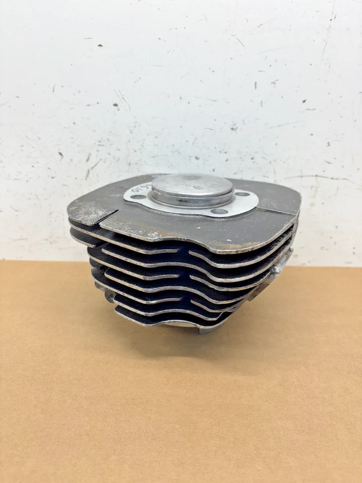 Cilindro y pistón motor Yamaha CT2 CT3 175 / 66,10 mm STD / 314-11311-02-00 Foto 1 de 4