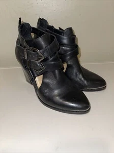 Gianni Bini Black Leather ankle boots double buckle back zip strappy women's 8.5 - Picture 1 of 10