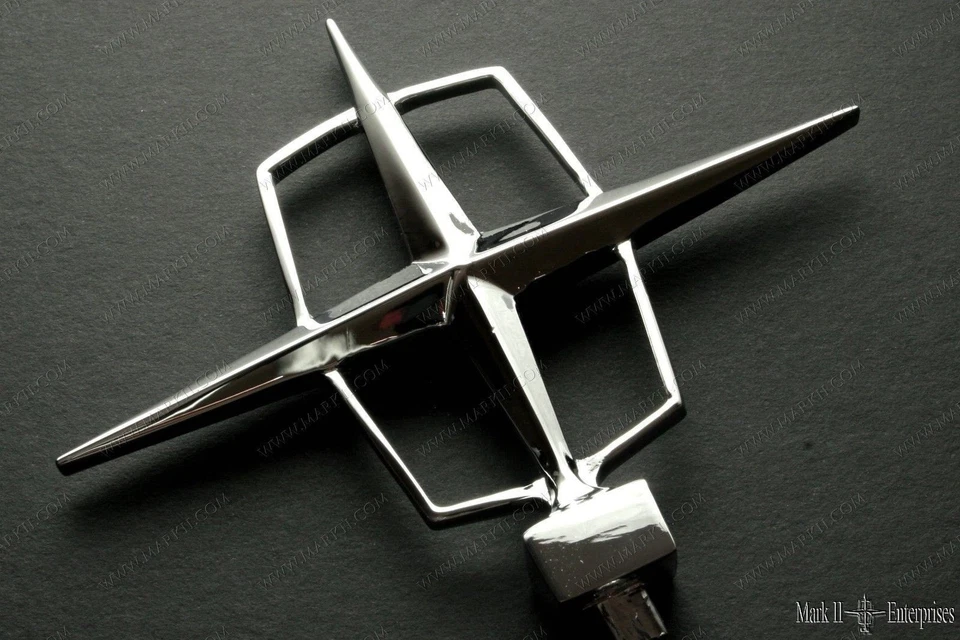 Lincoln Continental 1958-60 capó adorno nuevo BAK-16850-B Foto 1 de 1