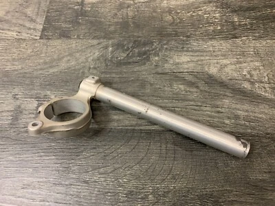 Barra de manillar derecho con clip para Suzuki 2000-2003 GSXR750 2001-2002 GSXR1000 OEM * Foto 1 de 4