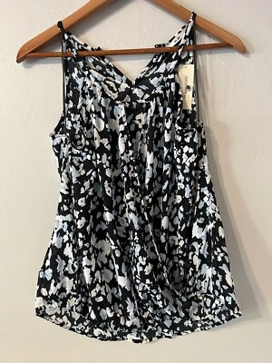 Francesca’s Top Floral Women’s Size M Medium New With Tags Clean Smoke Free - Image 1 of 2