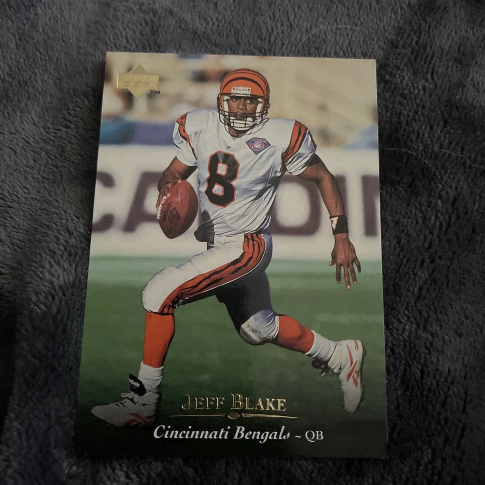 1995 Upper Deck - Electric Gold #190 Jeff Blake (RC) - Image 1 of 2