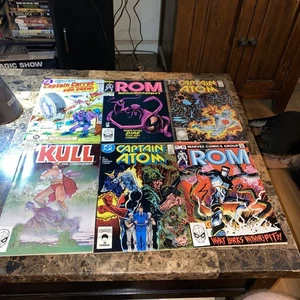 Lote de seis cómics de Marvel y DC (lote 8) - Imagen 1 de 15