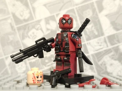 Lego Marvel Superheroes X-Men Deadpool Minifigure - Image 1 of 4