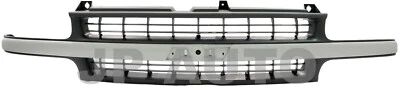 For 1999-2006 Chevrolet Silverado 1500 2500 2000-2006 Tahoe Grille Assembly - Image 1 of 4