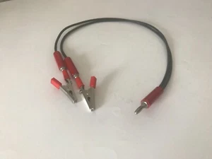 "Y" ADAPTER. TWO ALIGATOR CLIPS TO ONE BANANA PLUG TEST LEADS - Picture 1 of 2