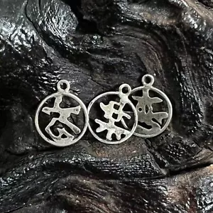 Vintage Sterlingsilber Charm Kreis Trio chinesische Symbole - Bild 1 von 4
