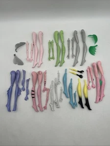Lote de piezas mixtas de repuesto para muñecas Monster High brazos manos - Imagen 1 de 21