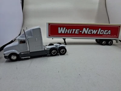 Semirremolque vintage blanco-nuevo Idea edición limitada de Road Champs- 1/64 Foto 1 de 4
