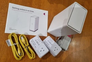 Telstra Smart Modem Gen 2 LH1000 Plus Powerline Adapters Ethernet Bundle - Picture 1 of 2