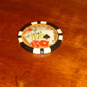 Poker Chip Refrigerator Magnet - $100 Dollar Chip (1990s) 1.5 inches in diameter - Picture 1 of 3