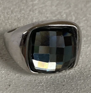 Lia Sophia Blackout Ring Rare Size 7 SilverTone Gray Faceted Accent A Favorite! - Picture 1 of 12