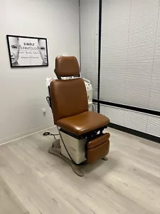 Midmark Ritter 230 Power Procedure Chair with Hand or Foot Control - Picture 1 of 3