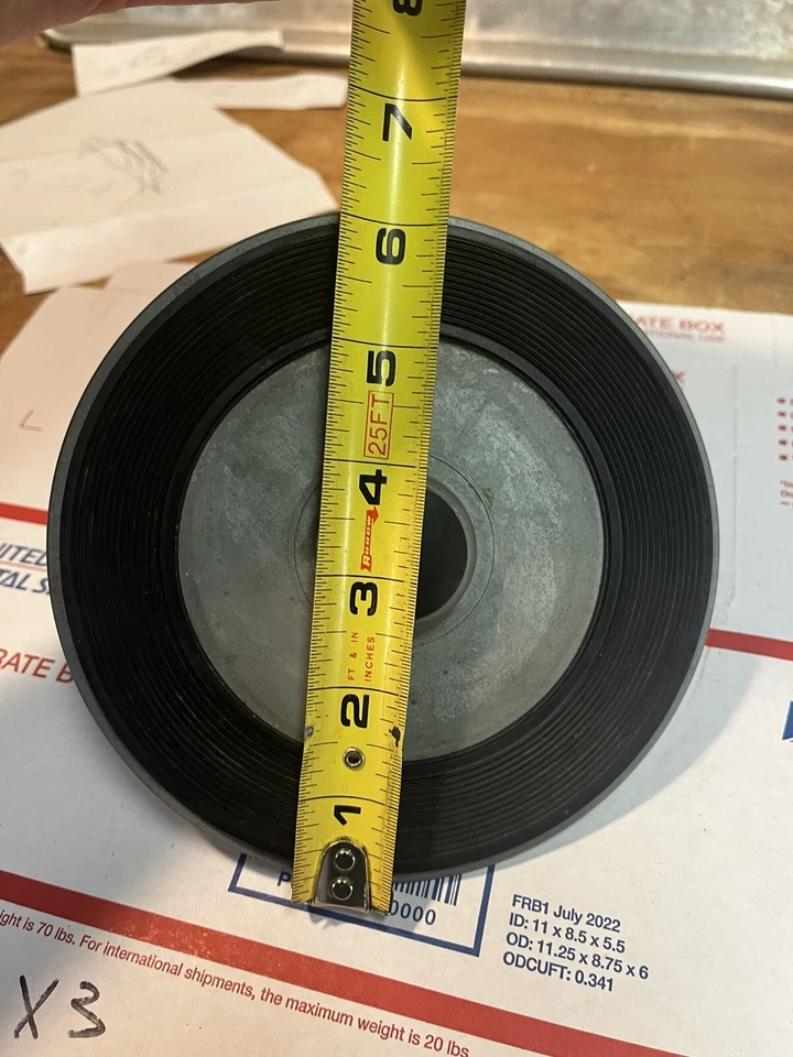 Rowe R-83 Jukebox Turntable With Rubber Band - Image 1 of 4