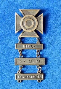 ORIGINAL US ARMY SHOOTING BADGE. MEDAL.- ORDER.RIFLE,37mm,SMALL-BORE (bc) - Picture 1 of 5