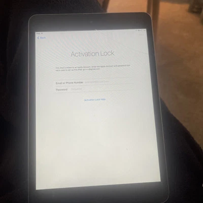 Apple iPad Mini a1432 - Image 1 of 2