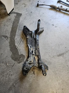 For Jeep Compass Patriot Dodge Caliber Front Frame Crossmember Subframe Cradle - Picture 1 of 3