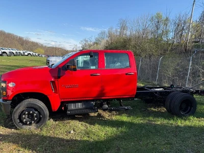 2024 Chevrolet Silverado 3500  - Image 1 of 4