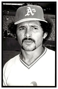 Tony Armas (1977) Oakland Athletics Vintage Baseball Postcard RD14 - Picture 1 of 2