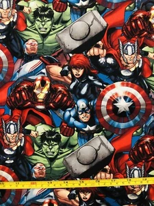 MARVEL AVENGERS CAPTAIN AMERICA HULK Fabric COMIC SUPERHEROES 18×21" Fat Quarter - Picture 1 of 1