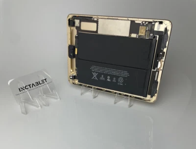 Apple iPad Mini 3rd Gen 64GB Gold (Minor Fault Item) - Ref1036 - Image 1 of 4