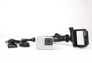 GoPro HERO7 White Action Camera integrated Ultra-Wide-Angle Glass Lens & Tripod - Picture 1 of 16