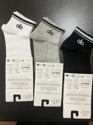 Calcetines de yoga ALO 3 pares unisex media tripulación retro negro gris blanco L etiquetas nuevas Foto 1 de 4