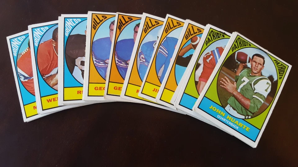 1967 Topps football cards, complete your set - Image 1 of 1