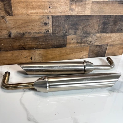 Par de silenciadores de escape Triumph Bonneville Bobber 17-22 stock OEM Foto 1 de 4