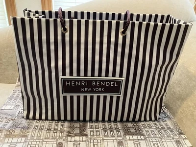 Rare!! Henri Bendel Striped Tote bag that looks like the famous Shopping bag! - Image 1 of 4