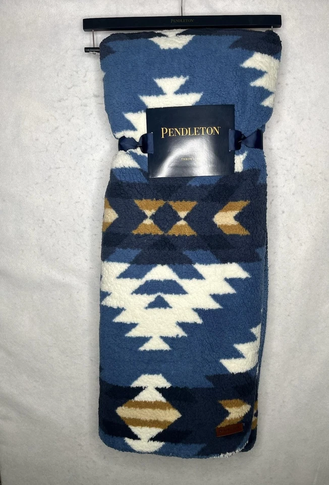 Pendleton Eagle River Sherpa Throw Blanket 50x70 Blue Tan Geometric Pattern NEW - Image 1 of 3