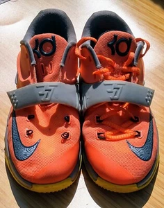 Nike KD Kevin Durant 35,000 Degrees Nike basketball sneaker 7y or 8.5 Woman's - Picture 1 of 12