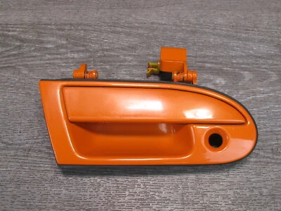 🥇91-99 MITSUBISHI 3000GT ПРАВАЯ НАРУЖНАЯ РУЧКА ДВЕРИ OEM - Изображение 1 из 4