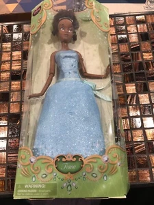 Disney Store PRINCESS TIANA and the FROG 12" Doll Never Out Of The Box - Picture 1 of 2