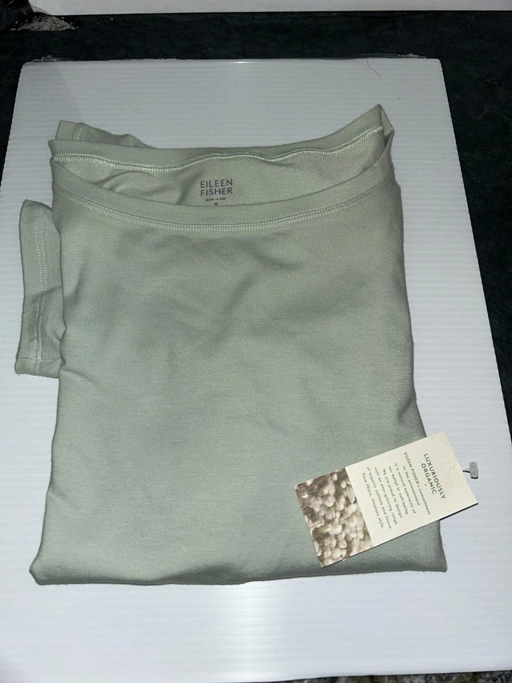 Jersey elástico de algodón Eileen Fisher cuello redondo, camisa verde niebla, mediana, nueva con etiquetas Foto 1 de 4