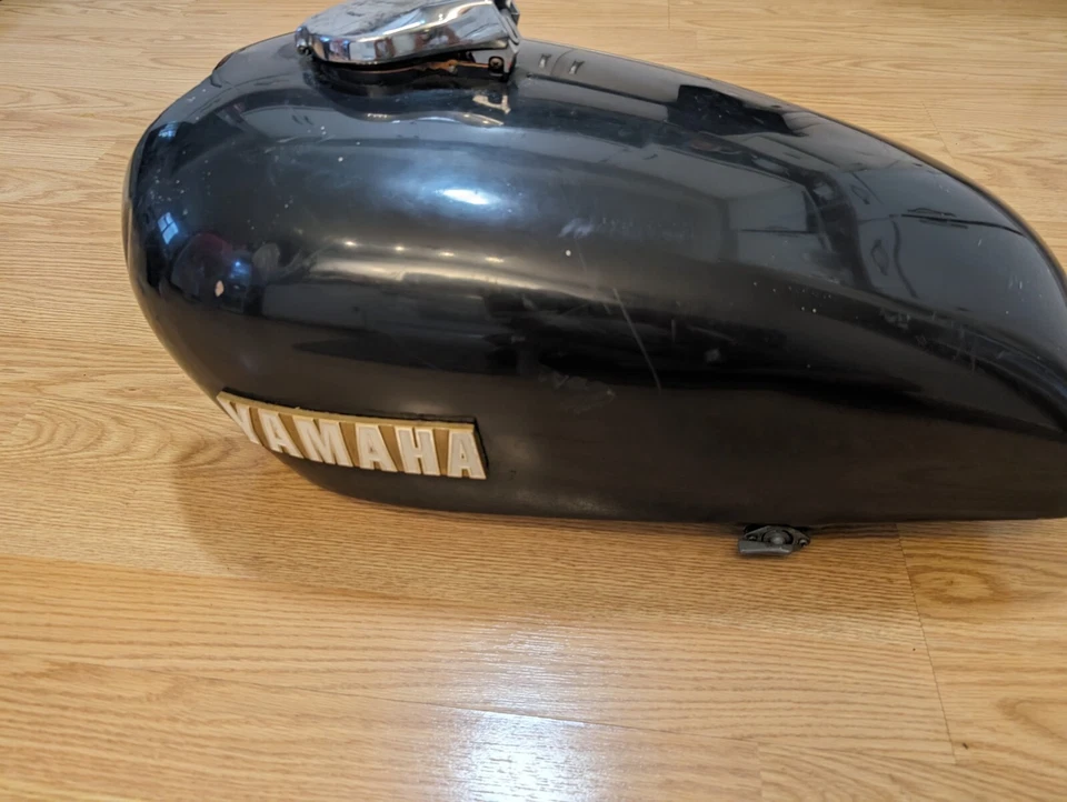 1973 Yamaha TX750 TX500 PL1155-BP13. tanque de gasolina combustível gasolina com emblemas emblemas - Imagem 1 de 4