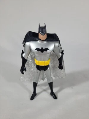 Figura de acción Mattel DC Comics Batman Silver Batman TV con capa J0696 DC Comics Foto 1 de 4