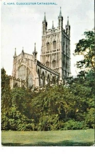 GLOUCESTER - THE CATHEDRAL COLOUR  POSTCARD (EARLY 1900S) - Picture 1 of 2