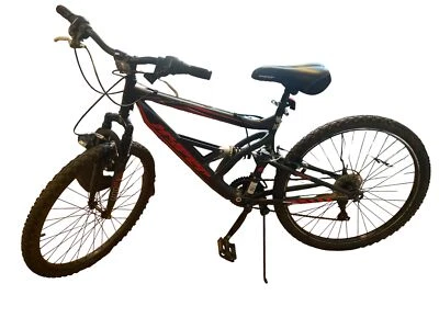 Bicicleta de montaña Hyper Bicycle Shocker 26" para hombre, negra/roja (18 velocidades) Foto 1 de 4